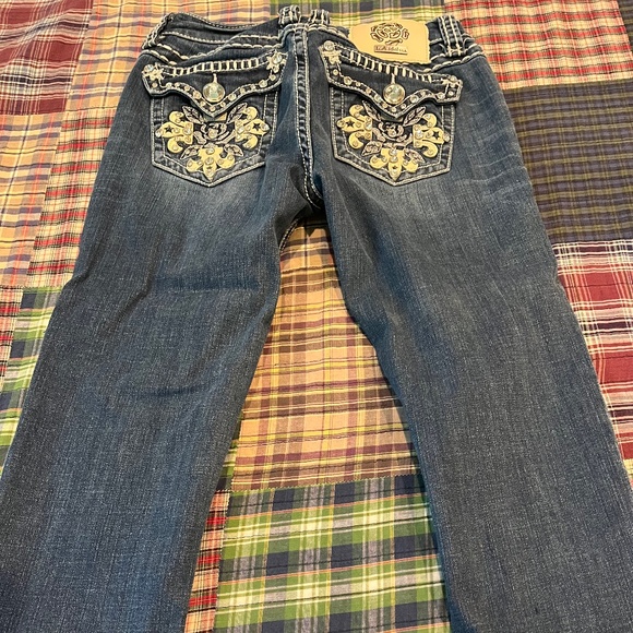 Capris - Picture 2 of 2